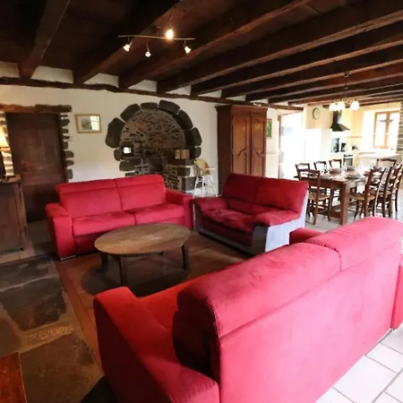 Maison De Charme Renovee 1637, Proche De Salers, Avec Jardin, Terrasse, Cheminee, Wifi, Animaux Admis - Fr-1-742-20 Anglards-de-Salers