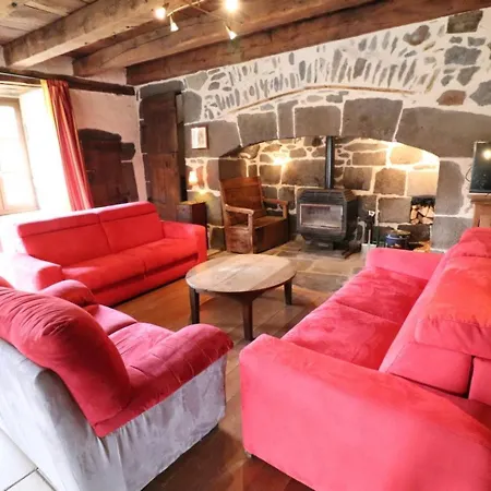 Maison De Charme Renovee 1637, Proche De Salers, Avec Jardin, Terrasse, Cheminee, Wifi, Animaux Admis - Fr-1-742-20 度假居
