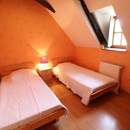 Casa vacanze Maison De Charme Renovee 1637, Proche De Salers, Avec Jardin, Terrasse, Cheminee, Wifi, Animaux Admis - Fr-1-742-20 Anglards-de-Salers