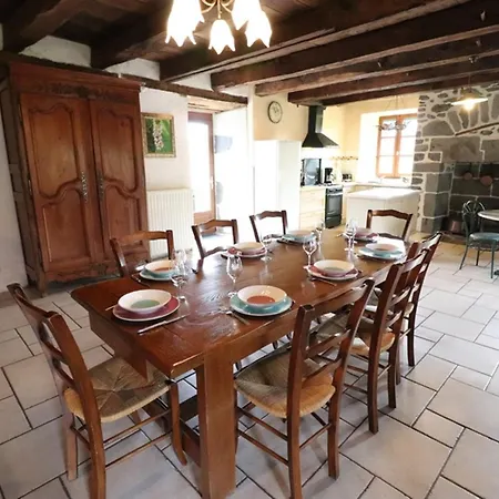 Holiday home Maison De Charme Renovee 1637, Proche De Salers, Avec Jardin, Terrasse, Cheminee, Wifi, Animaux Admis - Fr-1-742-20