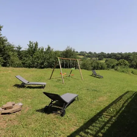 Maison De Charme Renovee 1637, Proche De Salers, Avec Jardin, Terrasse, Cheminee, Wifi, Animaux Admis - Fr-1-742-20 *